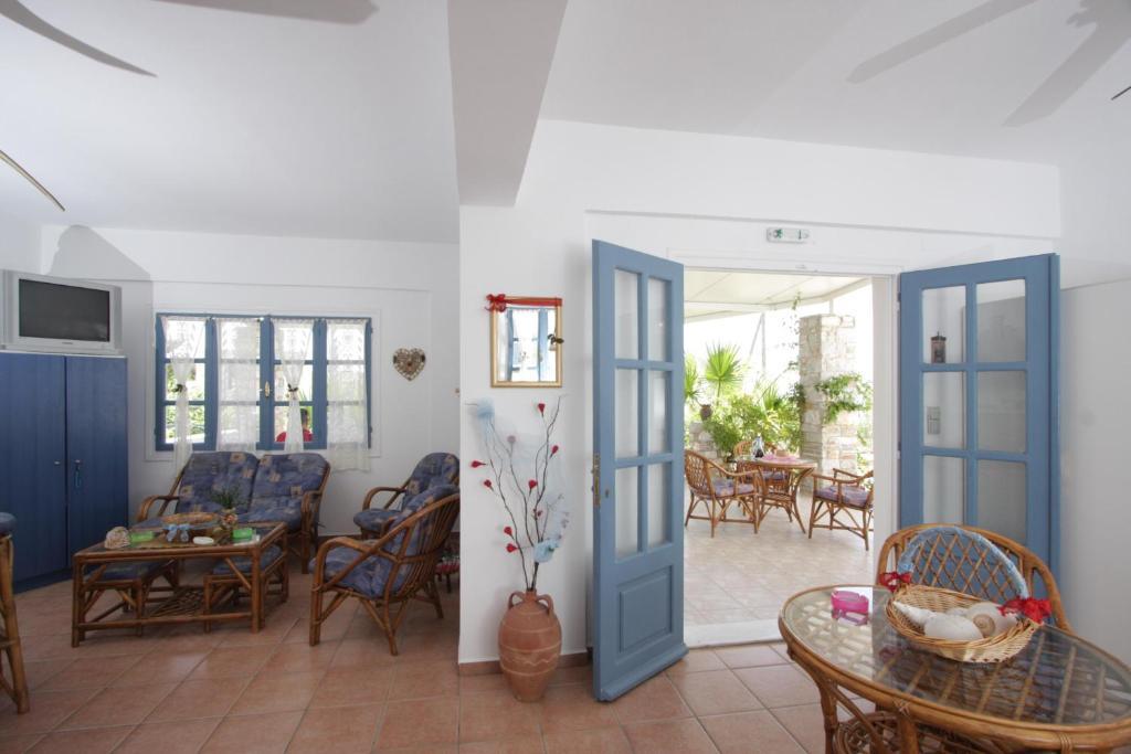 Manos Apartments Mégas Yialós-Nítes Dış mekan fotoğraf